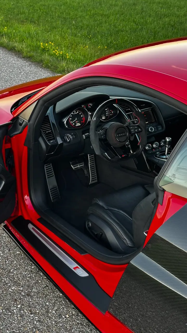Audi R8 mit Ausblick: Volles Programm mit dem Ultimate Paket
